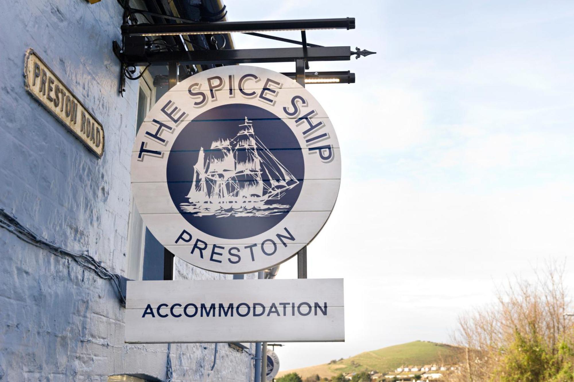 The Spice Ship Hotell Weymouth Exteriör bild