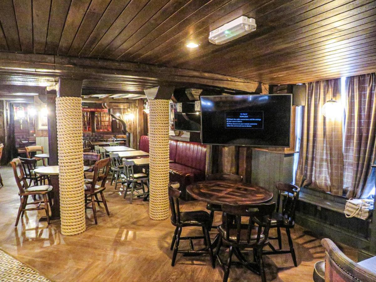 The Spice Ship Hotell Weymouth Exteriör bild